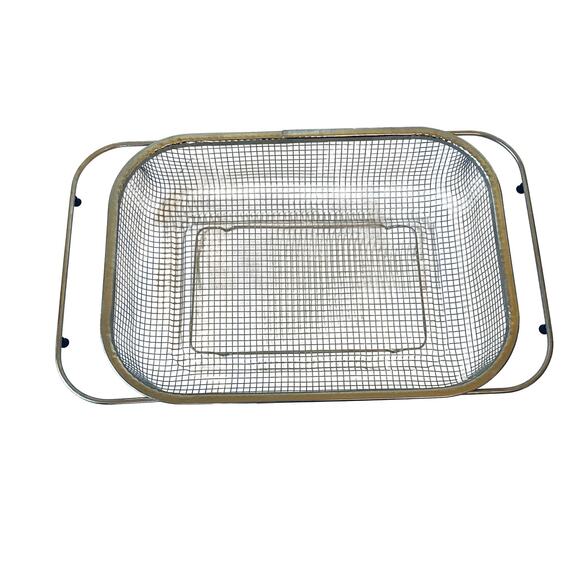 Large Kitchen Strainer - Picture 3 of 9